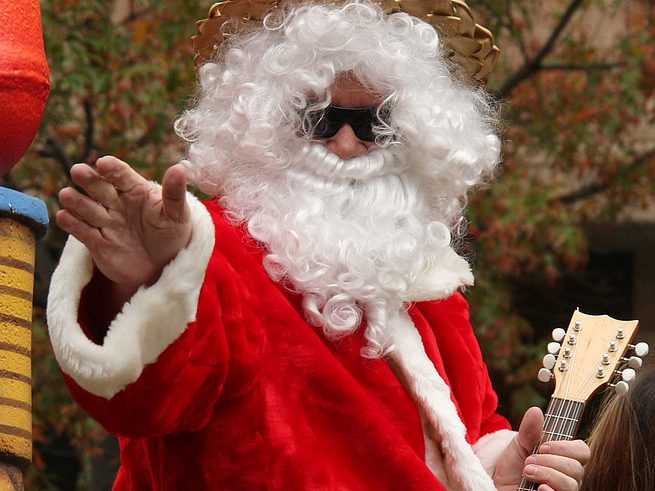 rocking-santa-2