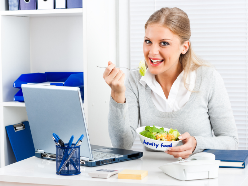 Gesundes Snacken am Arbeitsplatz 78 Ernaehrung 3
