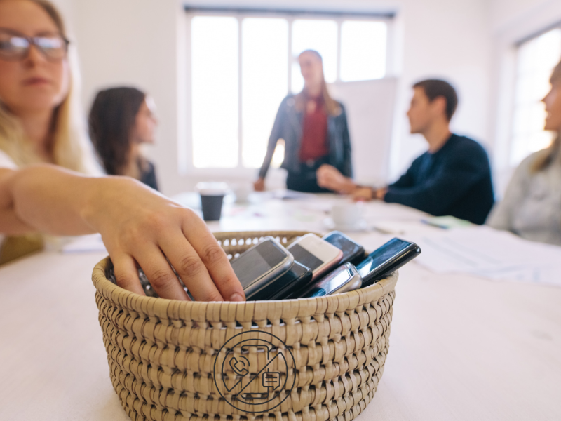 Gelassen in der digitalen Welt: Grenzen setzen für mehr Work-Life-Balance 6 Digitales-Zeitalter_WLB_2